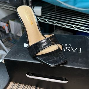 Fashion nova high heels black size 6